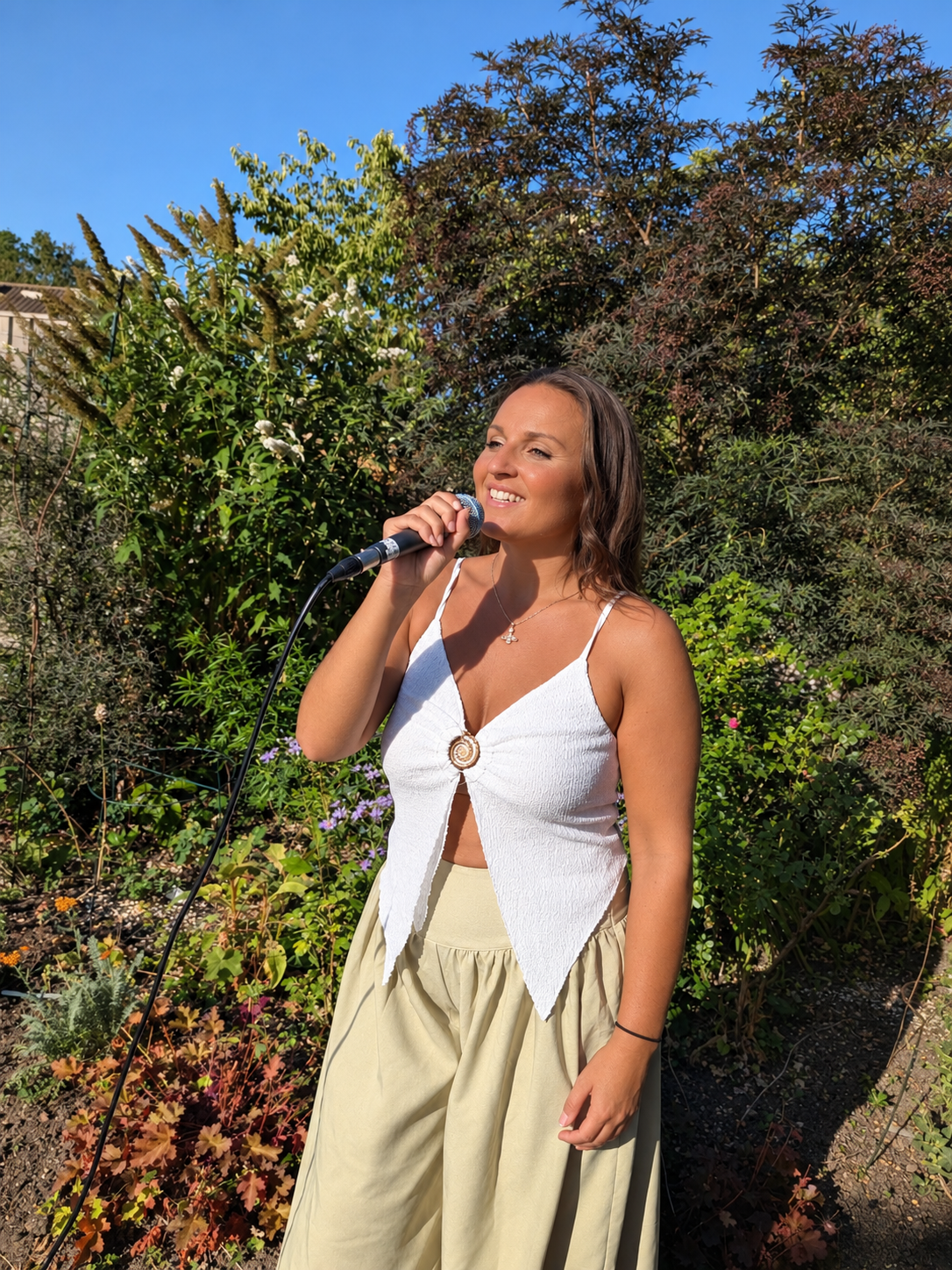 Suzy Richards performing — Summer performance